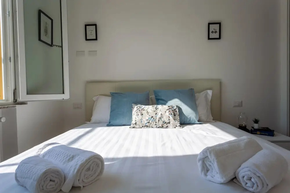 JOIVY Sublime Flat W/Balcony