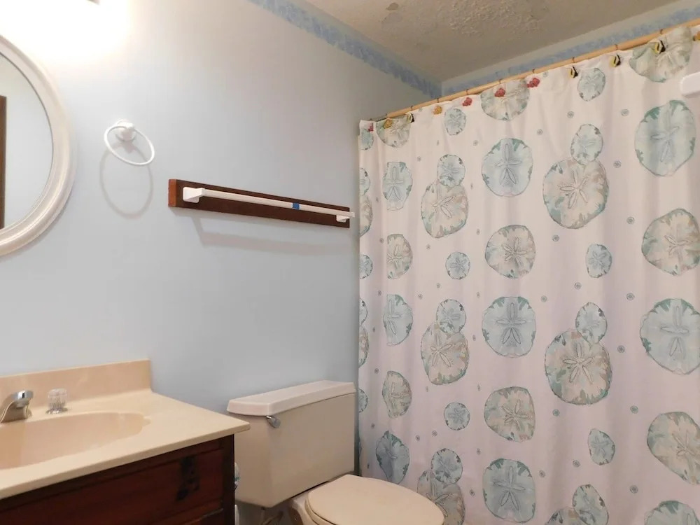 Dune Dreamer 3 Bedrooms 2 Bathrooms Home