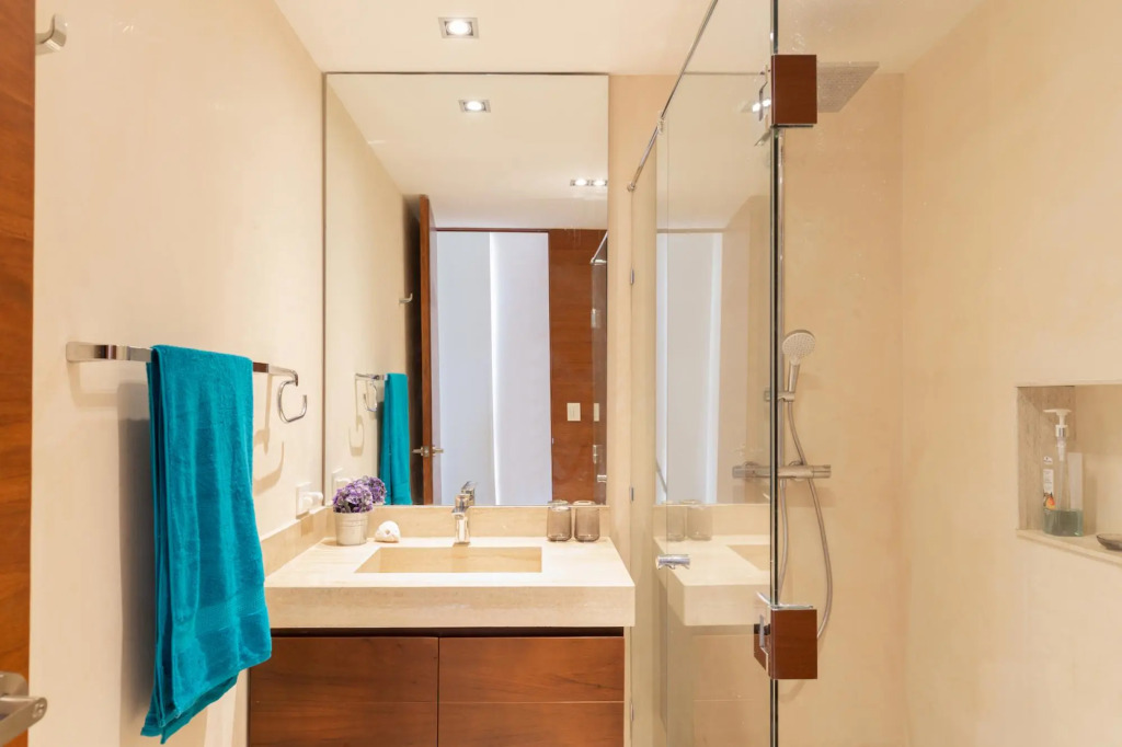 2BR Bungaloos PH | Private Pool | Gated Community Security 24/7 | Concierge