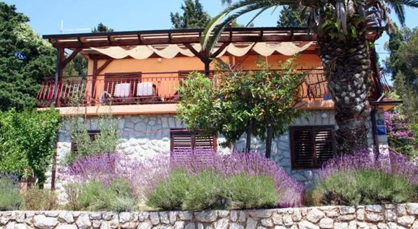 Apartments Mali Losinj - Poljana