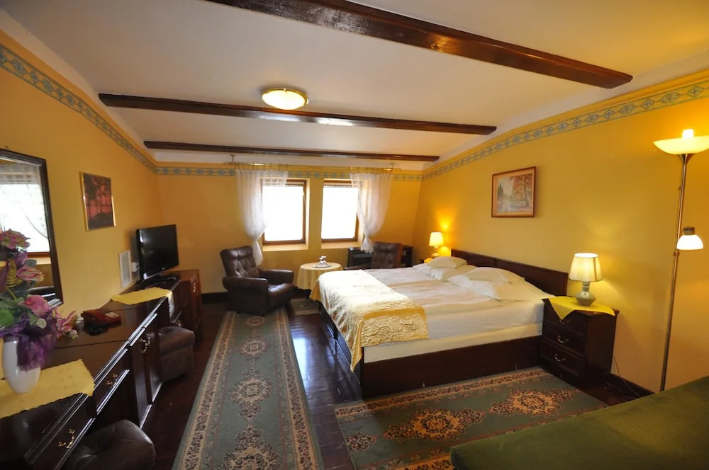 GARNI -Hotel Barbakan