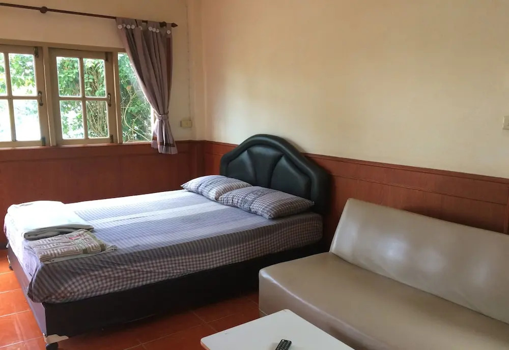 Mookda Budsara Resort