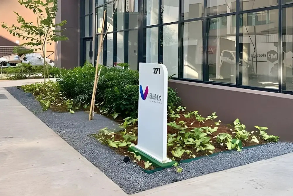 2113 Viva Benx