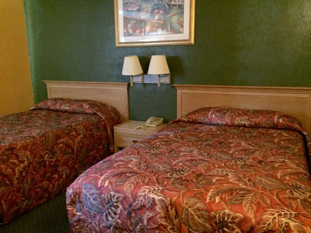 Shangri La Motel Ocala near Hwy 301