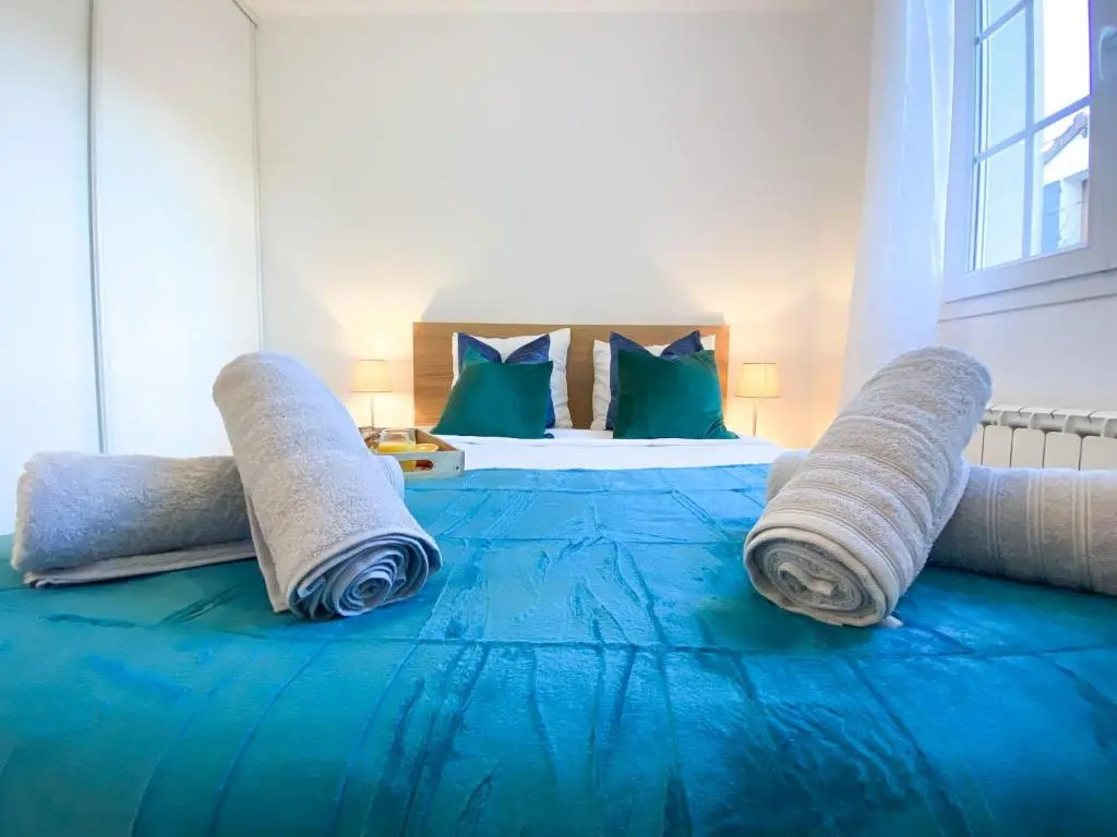 Appartement Ultra Luxueux Hypercentre - Parking - Gare RER à 5 min