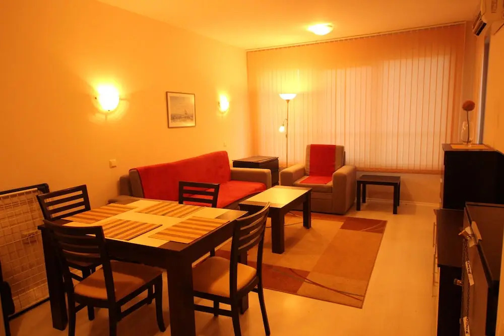 Azur Apartments