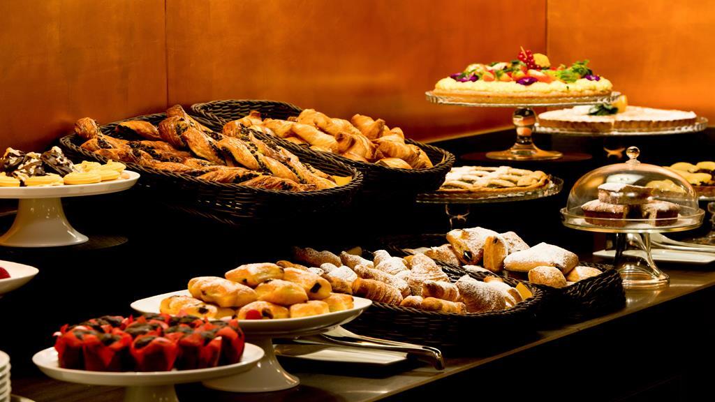 Отель Starhotels Metropole