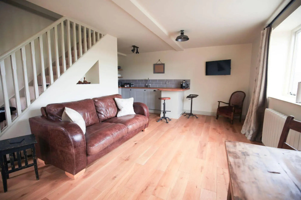 Manor Farm-MK