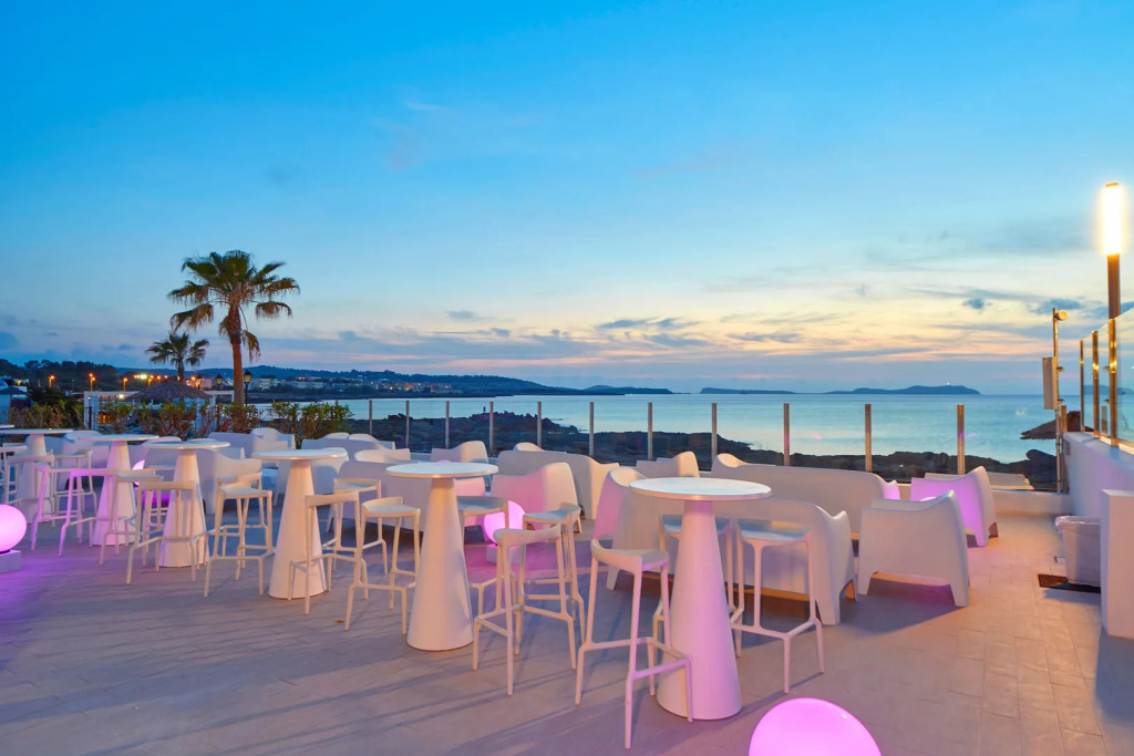 Aparthotel Nereida