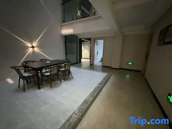 Meet the B&B Mansion