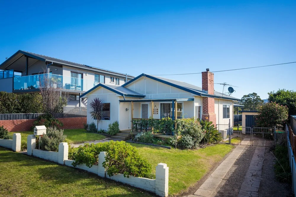Bungo Beach House Pet Friendly House