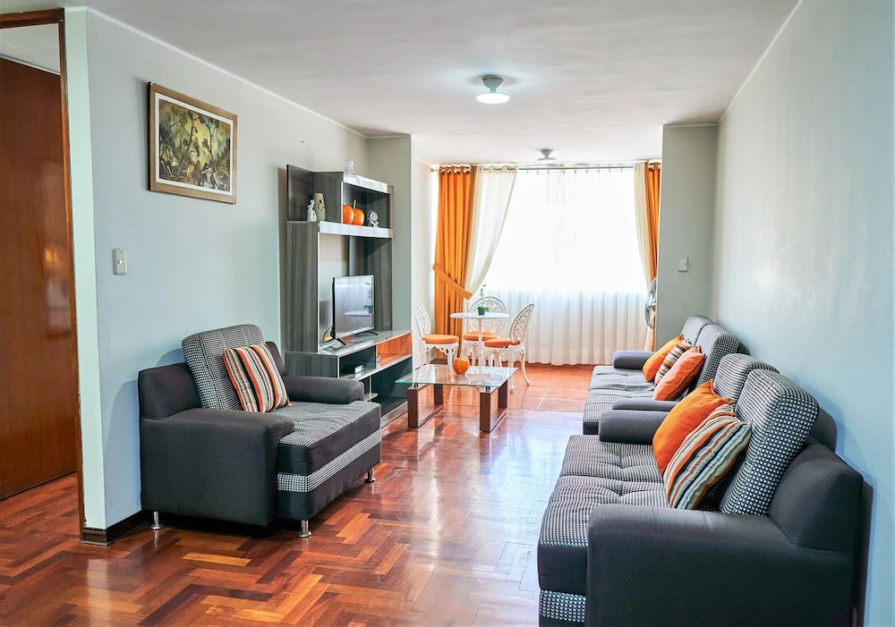 Eral Apartments Lima