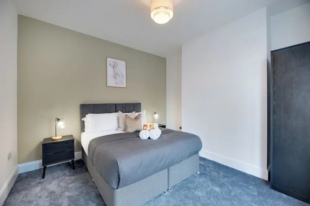 Mauve Modern 3-Bedroom Home in Newcastle
