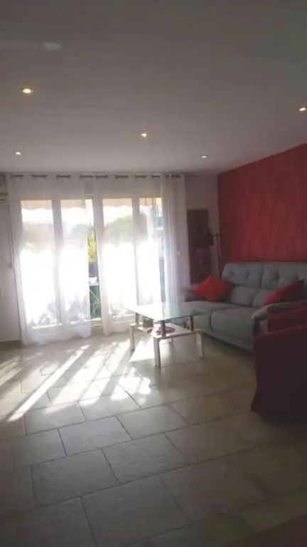 Apartment with 2 Bedrooms in Le Pradet, with Wonderful Mountain View, Furnished Balcony And Wifi - 700 M From the Beach