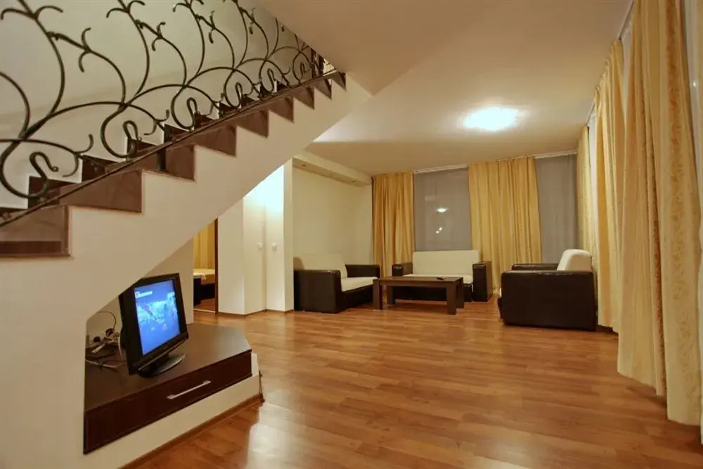 Camelot Residence
