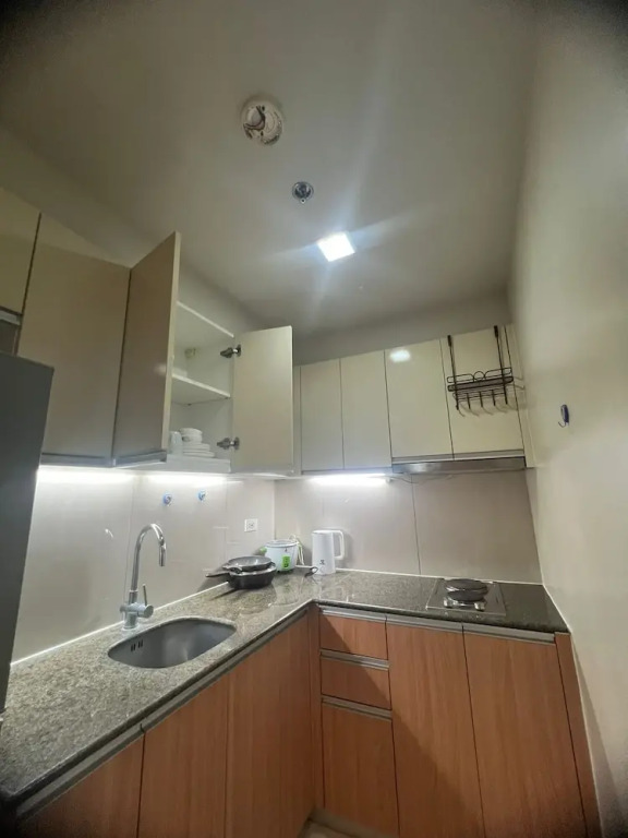 The Mactan Newtown Studio Staycation