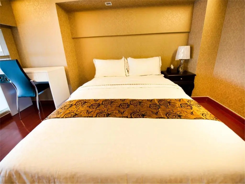 Guangzhou Yicheng Golden Apartment