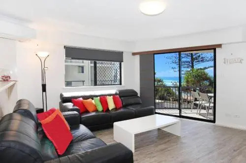 Unit 4 The Rocks 1746 David Low Way Coolum Beach 500 Bond