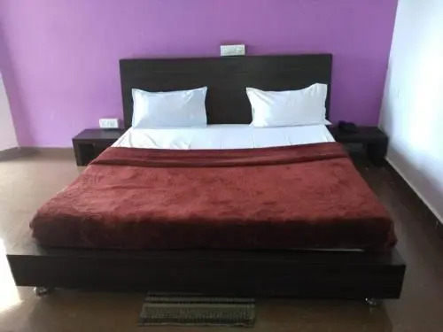 Vamoose Rupmati Mandu Hotel