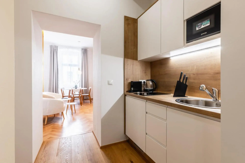 Classy and elegant Apartments: Dwell Bell