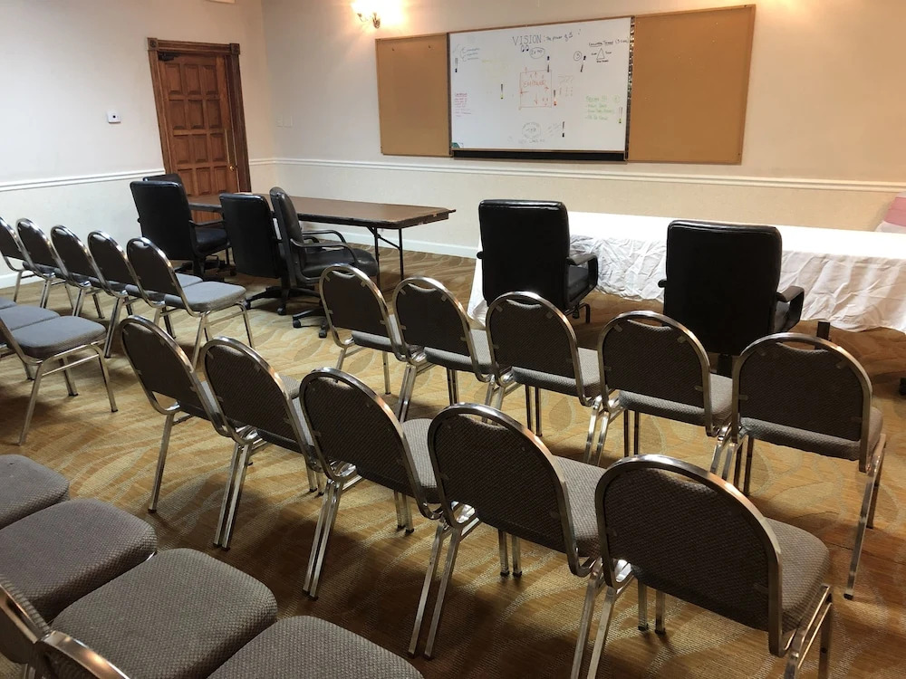 Econo Lodge Bloomington