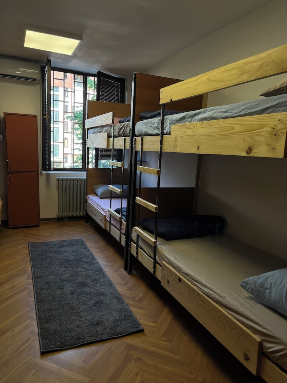 Chillton Hostel
