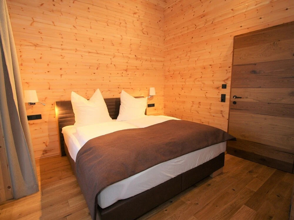 Gorgeous Chalet in Niedernsill with Garden