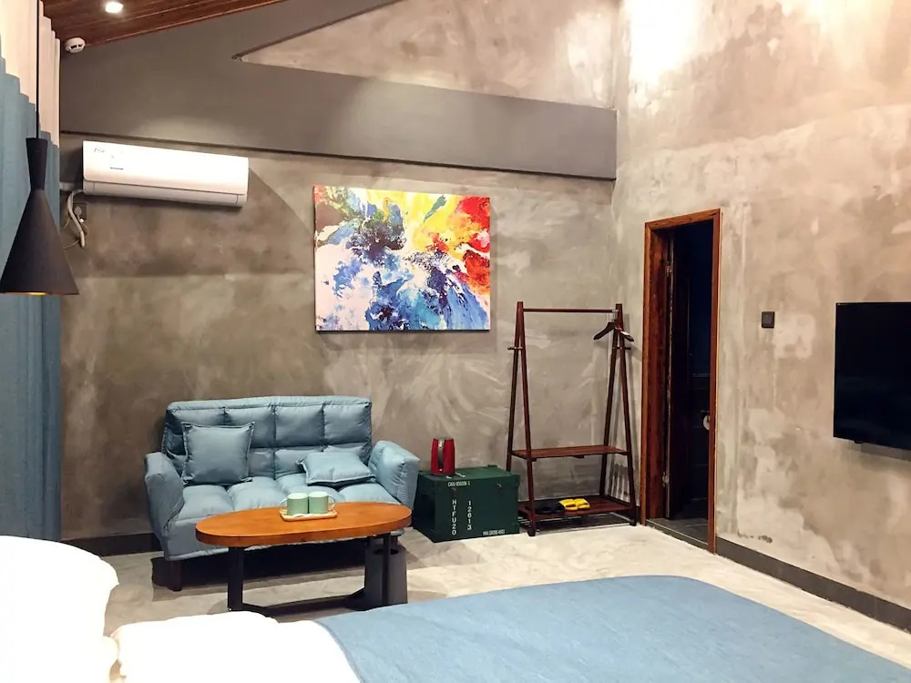 The Yard Guesthouse