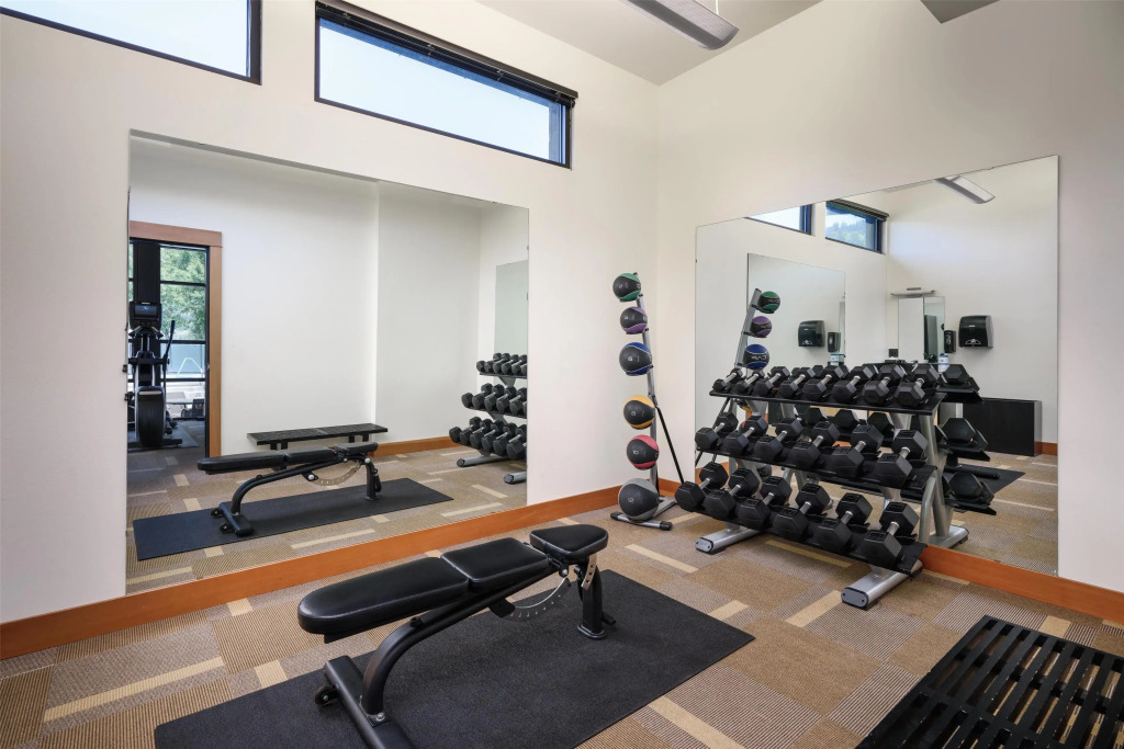 Best Western Plus Hood River Inn