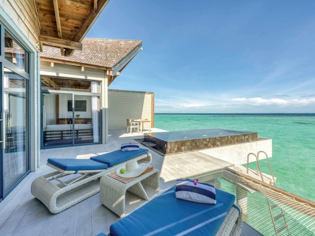 Kuredhivaru Resort and Spa - Maldives