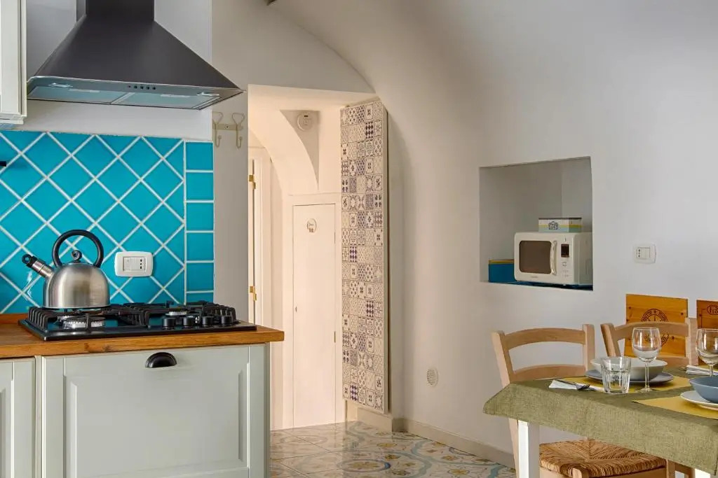 Lovely apartment near via dei Mille - Chiaia area