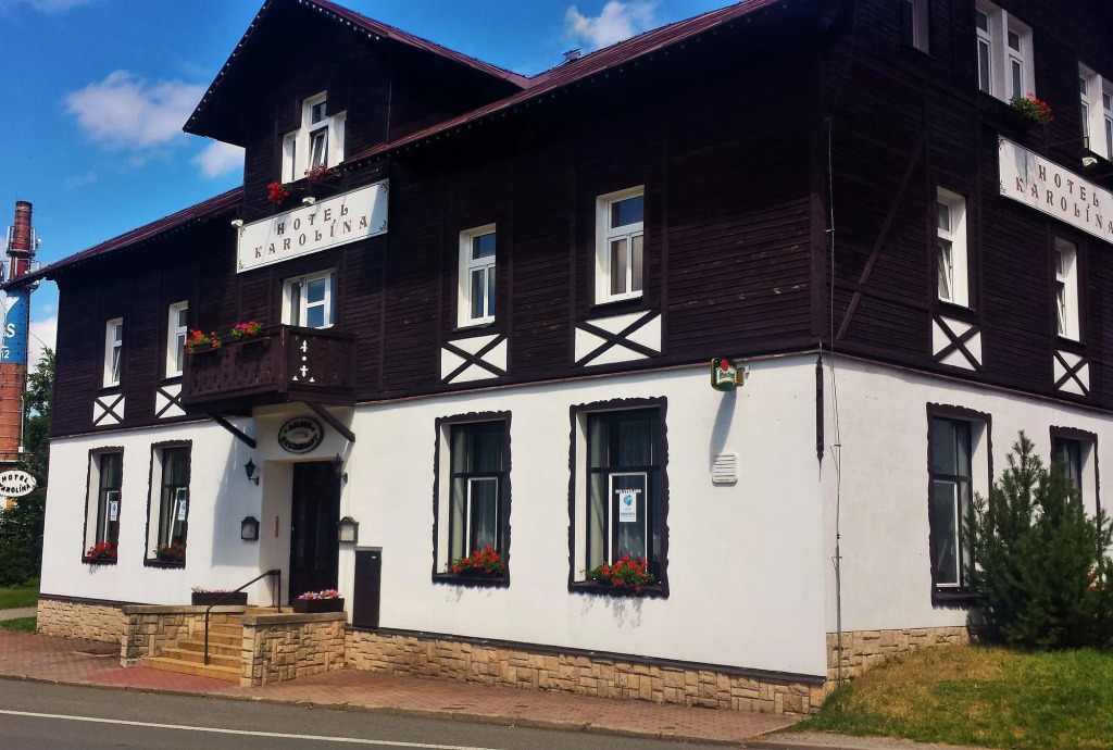 Hotel Karolina