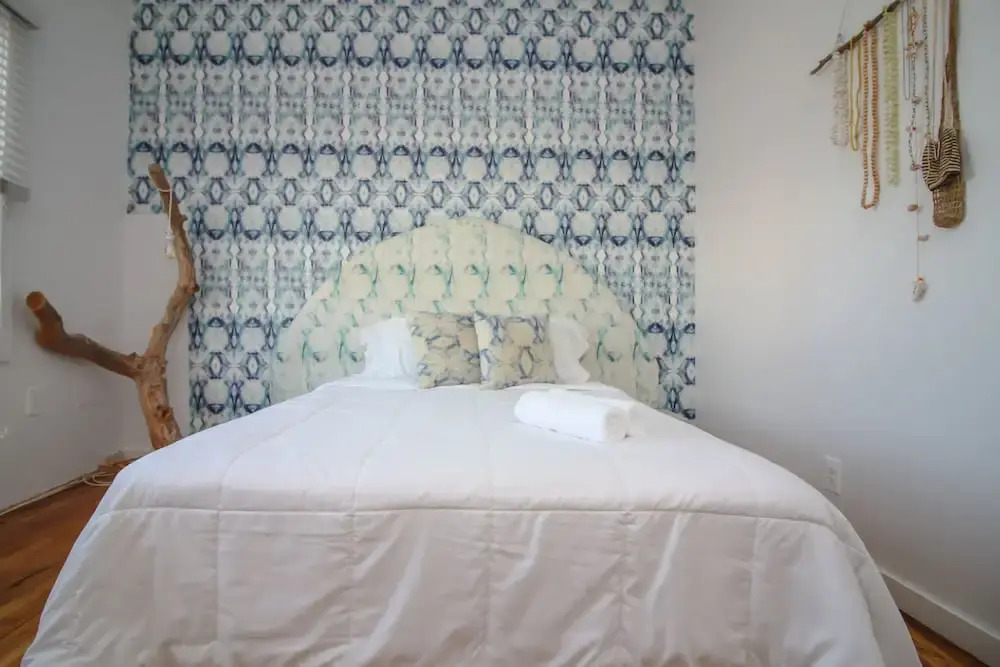 The High Tide #9 One Bedroom Suite With Kitchen Hotel Room by Redawning