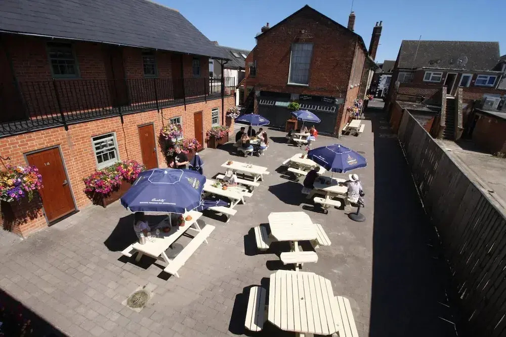 The Angel in Wootton Bassett