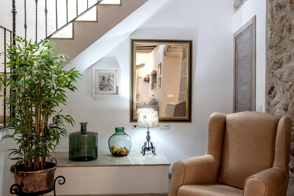 House - 4 Bedrooms with Pool and WiFi - 107923