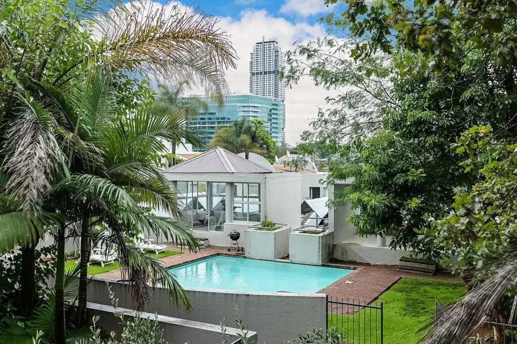 St Tropez 1 Bedroom Sandton Residence