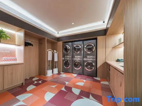 TRUE GO HOTEL(Fuxingmen  Financial Street Branch)