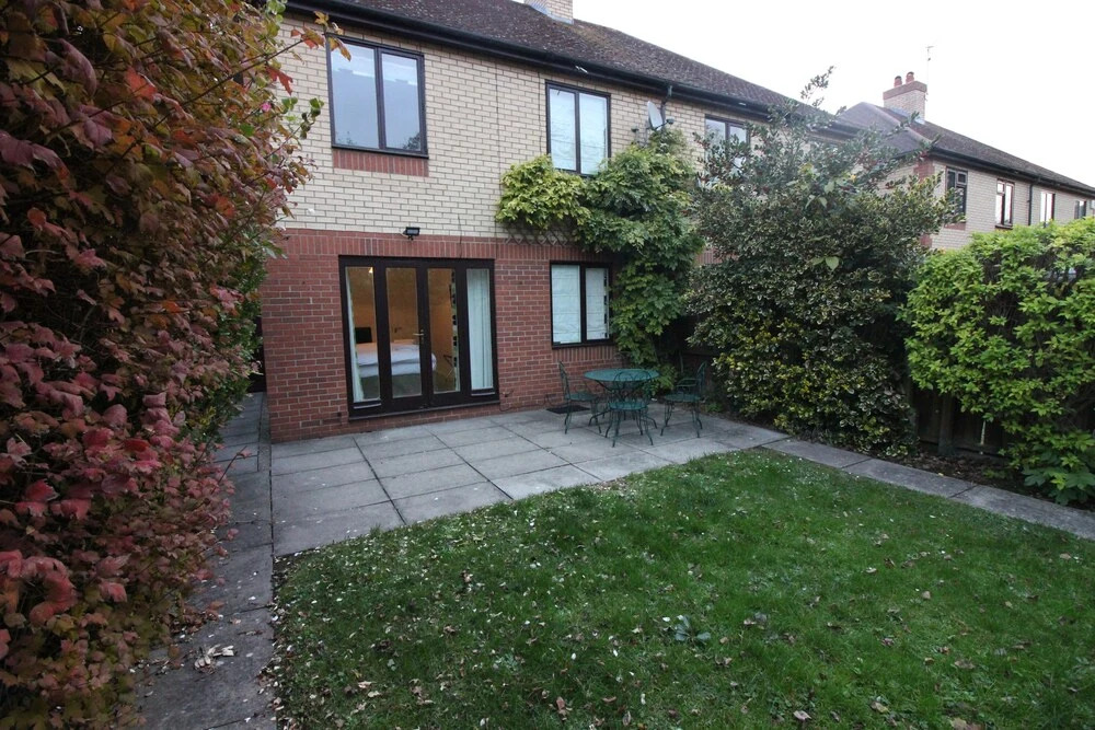 Cherry Hinton Rooms (SnooozzZ)