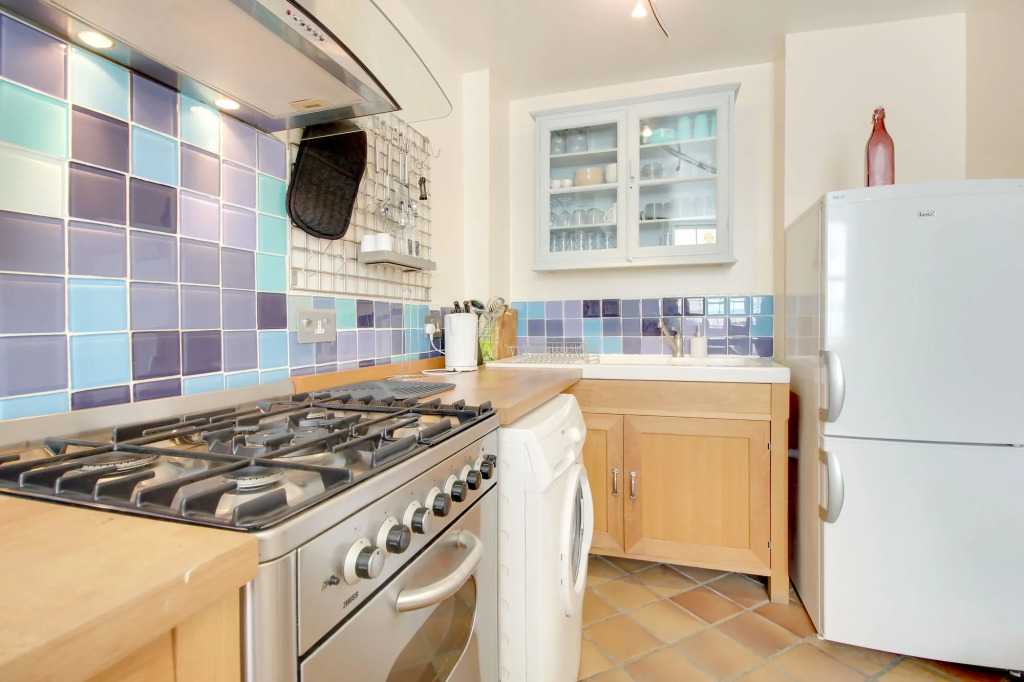 Brighton Getaways - Pebble Mews