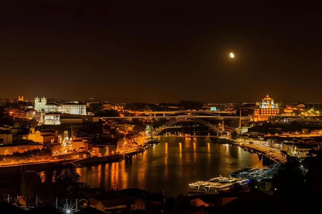 Stunning View Apartament by BnbHost
