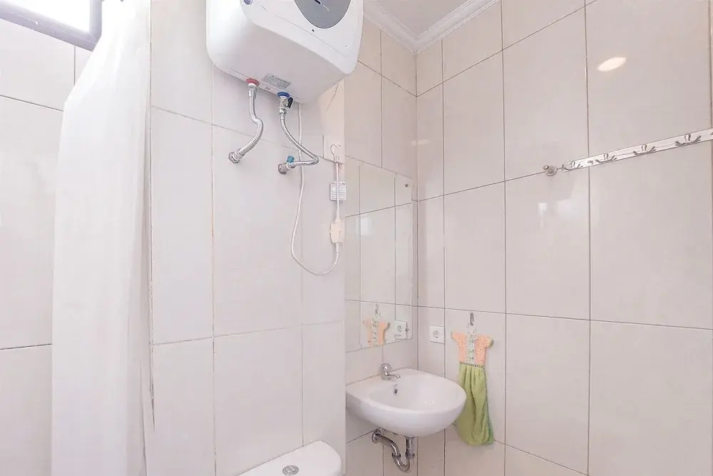 Good Place And Homey 3Br At Asatti Apartment