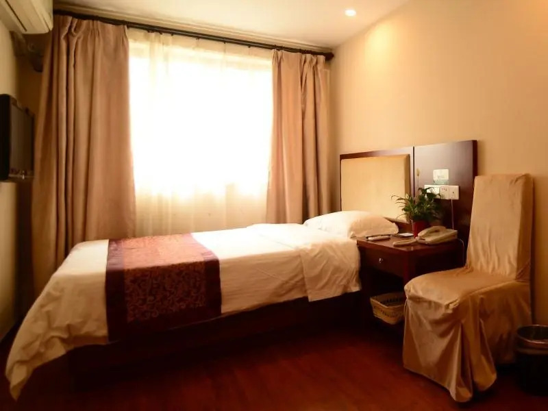 Greentree INN Suzhou Kunshan Huaqiao Metro Station