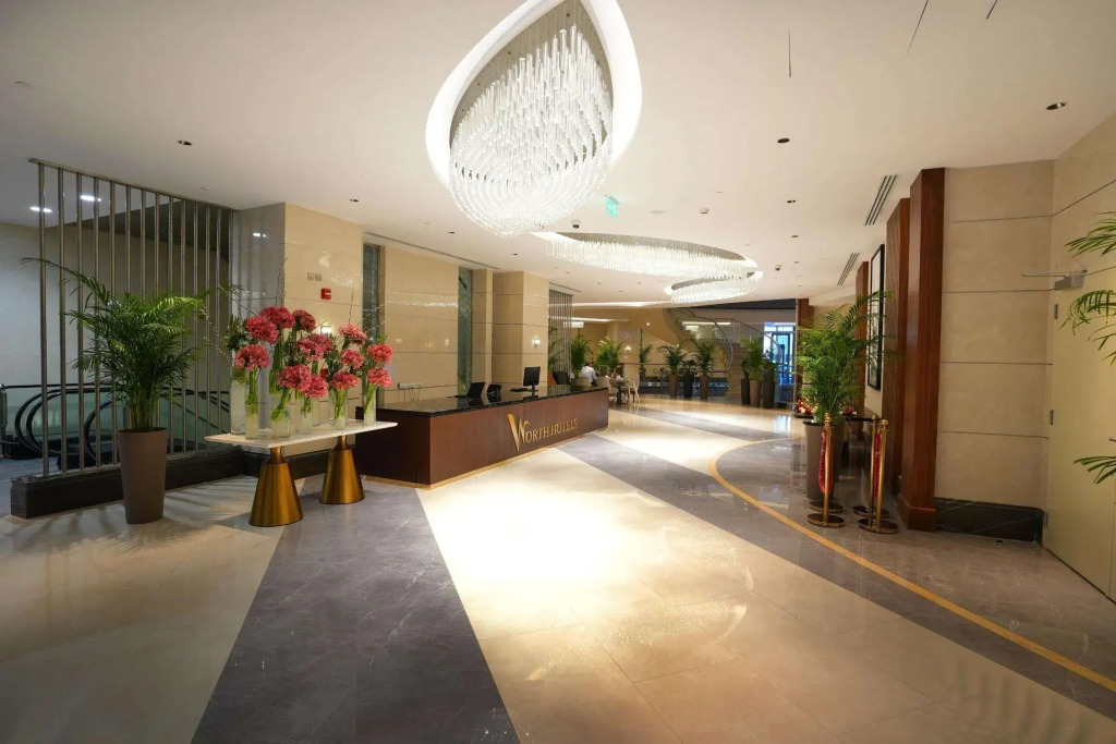 Peninsula Worth Hotel