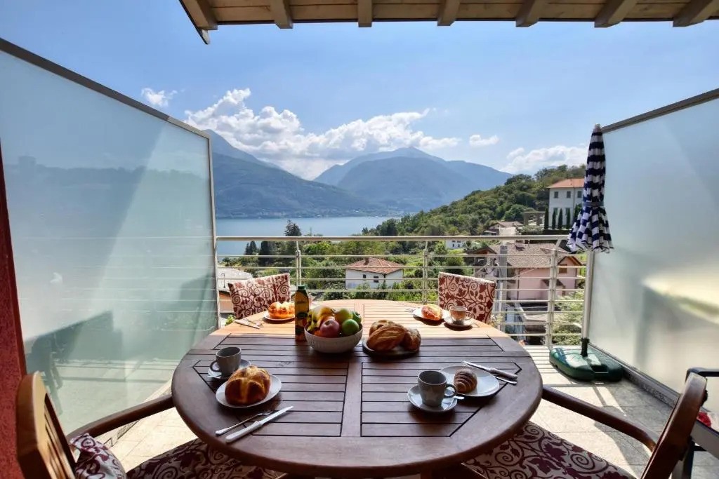 Bello Pianello 2-Bedroom Apartment