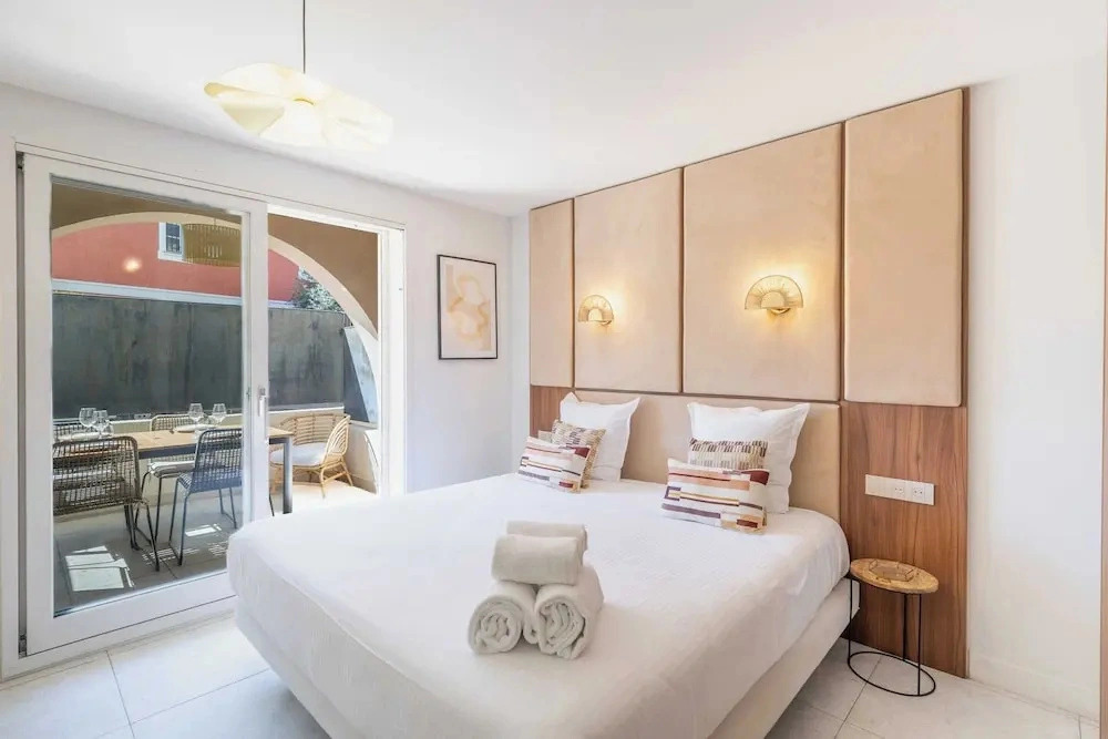 Studio Place des Lices/terrace - Saint-tropez