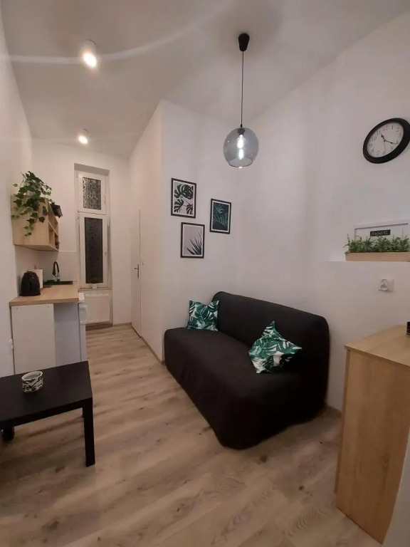 Little room 7