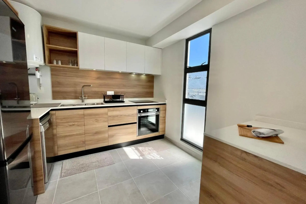 Mereani flat brand new condo in the center of Papeete