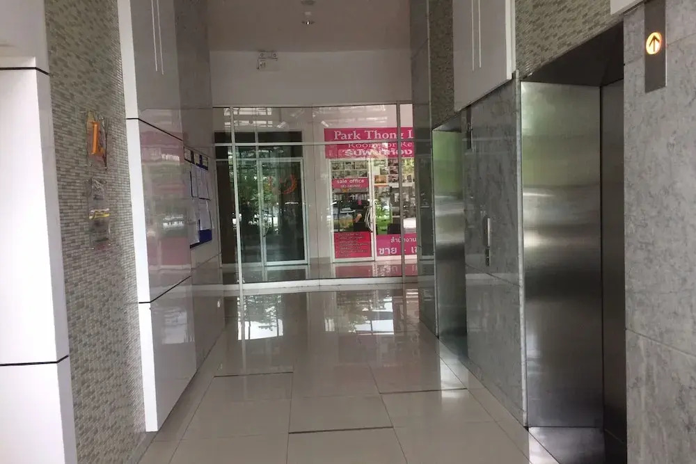 1 Bedroom at Supalai Park Ekkamai Thonglor
