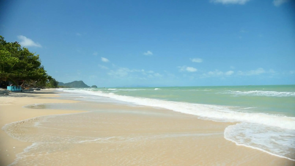Khanom Beachfront Apartment 1