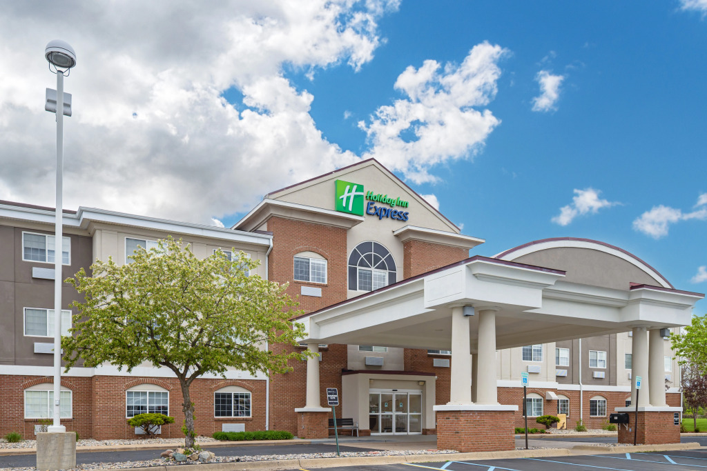 Holiday Inn Express Hotel & Suites Charlotte by IHG